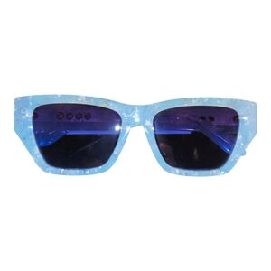 QUAY| ARCTRT|No apologies,  sunglasses